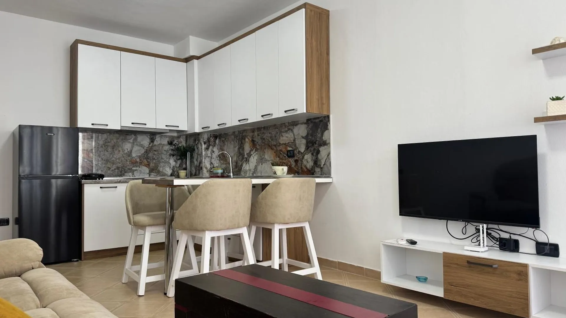 Orkidea Apartments Golem