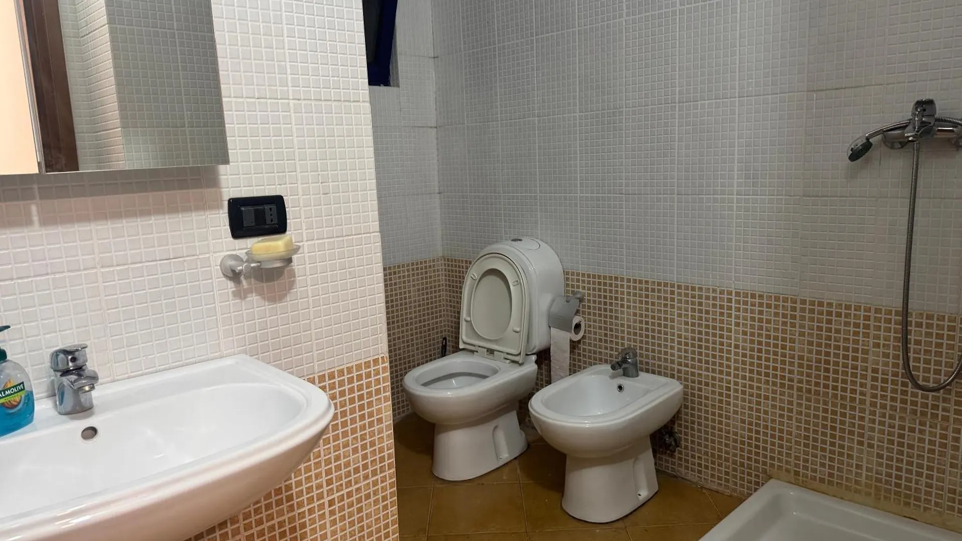 Orkidea Apartments Golem  Albania
